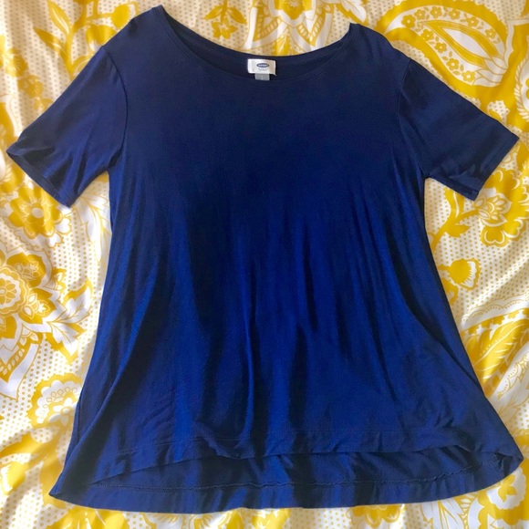 OLD NAVY T-shirt - Picture 1 of 3